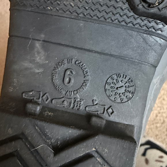 Rain Boots with Buckle kamik gray rainboots size 6 Kamik Jennifer Rain Boot - Picture 5 of 8